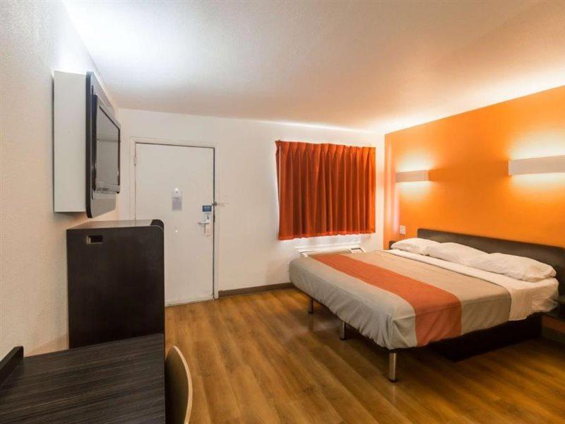Motel 6-Wichita Falls, Tx - North Εξωτερικό φωτογραφία